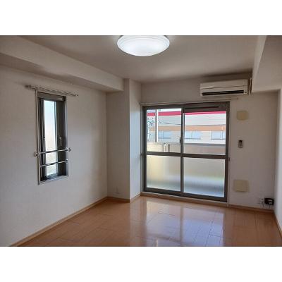 ザ・グレイス・シグマ 301【管理NO：1-015431901-03010】 ★家具家電は申し込み後に搬入しますの物件画像