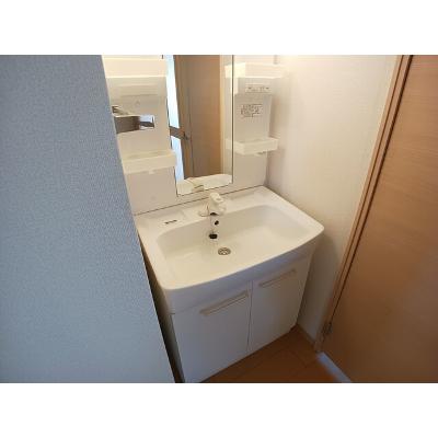 アドミラブール 203【管理NO：1-005954201-02030】 ★家具家電は申し込み後に搬入しますの物件画像