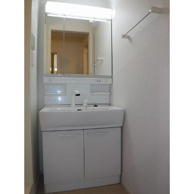 リヴ　フリーリ　Ⅱ 101【管理NO：1-025077101-01010】 ★家具家電は申し込み後に搬入します★の物件画像