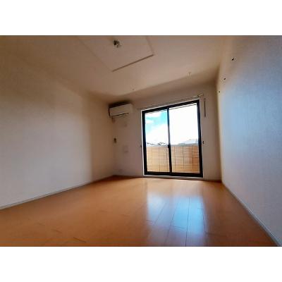 サニーヒルズ城山 102【管理NO：1-019778401-01020】 ★家具家電は申し込み後に搬入します 2026年07月中旬入居可能の物件画像