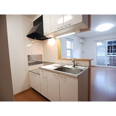 ウララ 101【管理NO：1-014484501-01010】 ★家具家電は申し込み後に搬入します 2026年08月上旬入居可能の物件画像