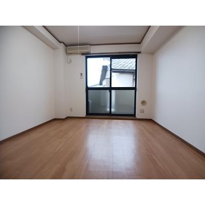 ボニート 202【管理NO：1-011234101-02020】 ★家具家電は申し込み後に搬入します★の物件画像