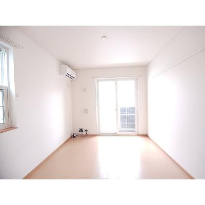 カメリアコート 102【管理NO：1-014689501-01020】 ★家具家電は申し込み後に搬入します★の物件画像