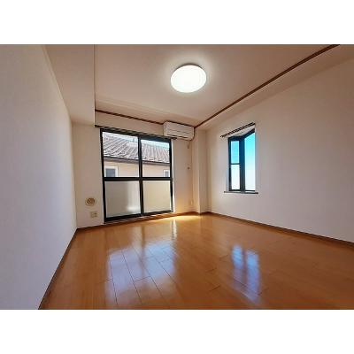 ボニート 203【管理NO：1-011234101-02030】 ★家具家電は申し込み後に搬入しますの物件画像