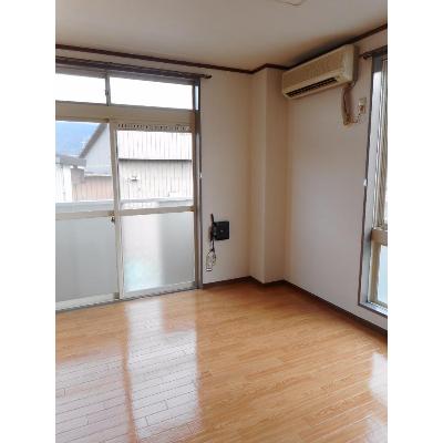 カラコレス 202【管理NO：1-006629001-02020】 ★家具家電は申し込み後に搬入します 2026年07月中旬入居可能の物件画像
