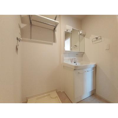 ベルモア長附 101【管理NO：1-026761501-01010】 ★家具家電は申し込み後に搬入します★の物件画像