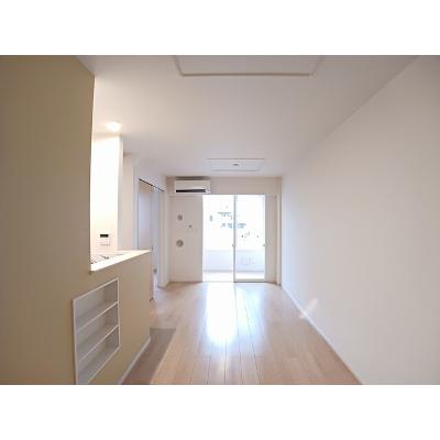 ディープ　リヴィール 104【管理NO：1-022948901-01040】 ★家具家電は申し込み後に搬入しますの物件画像