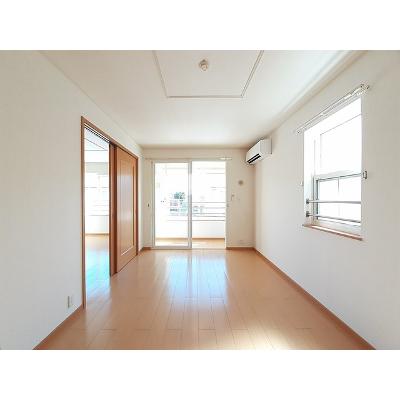 インフィニティーＢ 201【管理NO：1-015457602-02010】 ★家具家電は申し込み後に搬入しますの物件画像