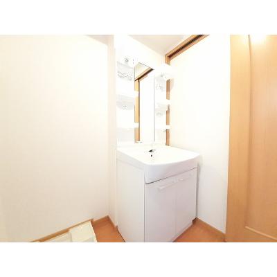 インフィニティーＢ 201【管理NO：1-015457602-02010】 ★家具家電は申し込み後に搬入しますの物件画像