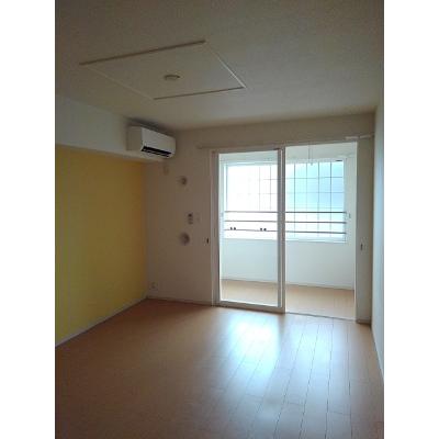 シャイニング 203【管理NO：1-018916601-02030】 ★家具家電は申し込み後に搬入します 2026年08月下旬入居可能の物件画像