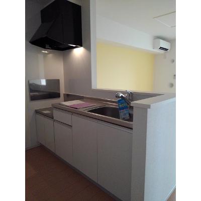 シャイニング 203【管理NO：1-018916601-02030】 ★家具家電は申し込み後に搬入します 2026年08月下旬入居可能の物件画像
