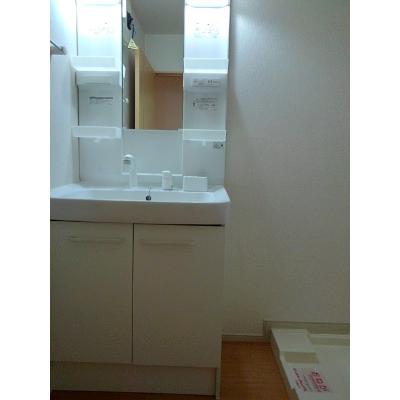 シャイニング 203【管理NO：1-018916601-02030】 ★家具家電は申し込み後に搬入します 2026年08月下旬入居可能の物件画像