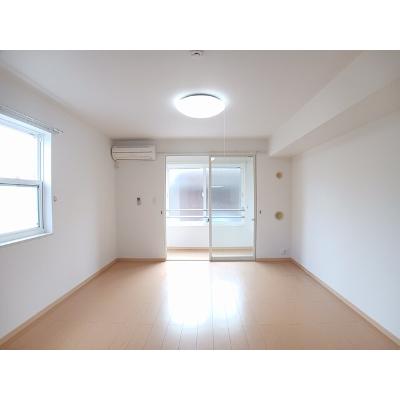アンジュ・プレール 101【管理NO：1-016745701-01010】 ★家具家電は申し込み後に搬入しますの物件画像