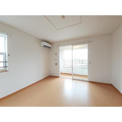 インフィニティーＣ 204【管理NO：1-015457603-02040】 ★家具家電は申し込み後に搬入します★ ★2026年10月下旬入居可能★の物件画像