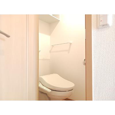 クロンドールⅡ 204【管理NO：1-015372102-02040】 ★家具家電は申し込み後に搬入します★の物件画像