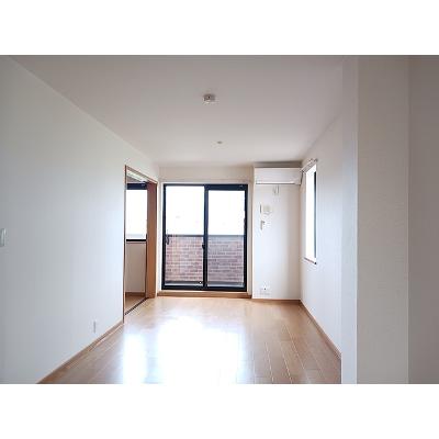 グラン・カメリア 204【管理NO：1-014050601-02040】 ★家具家電は申し込み後に搬入しますの物件画像