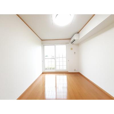 プルミエ・アムールⅡ 103【管理NO：1-012434802-01030】 ★家具家電は申し込み後に搬入します★の物件画像