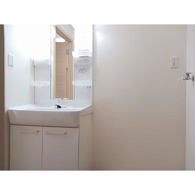 カーサ・クレール 104【管理NO：1-006024001-01040】 ★家具家電は申し込み後に搬入しますの物件画像