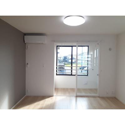 ヒカルサ高岡角ウエスト 206【管理NO：1-027529901-02060】 ★家具家電は申し込み後に搬入します 2026年07月下旬入居可能の物件画像