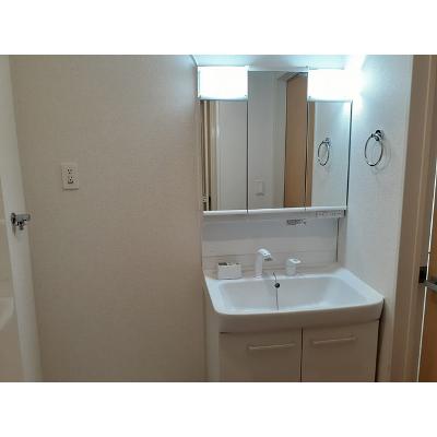 カーサ・カメリア 103【管理NO：1-024526401-01030】 ★家具家電は申し込み後に搬入しますの物件画像