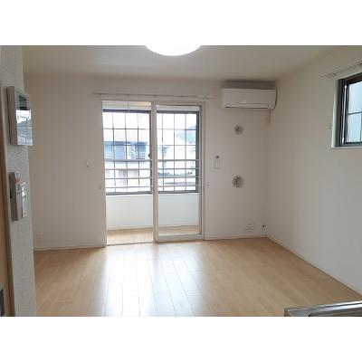 ア・ピアチェーレⅠ 202【管理NO：1-023682401-02020】 ★家具家電は申し込み後に搬入しますの物件画像