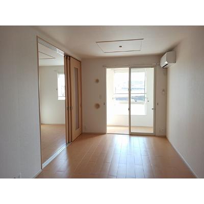 プリート 202【管理NO：1-017175001-02020】 ★家具家電は申し込み後に搬入しますの物件画像