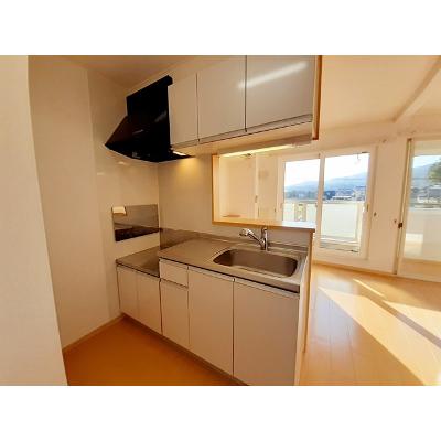 米島一番館 201【管理NO：1-016158601-02010】 ★家具家電は申し込み後に搬入します 2026年07月中旬入居可能の物件画像
