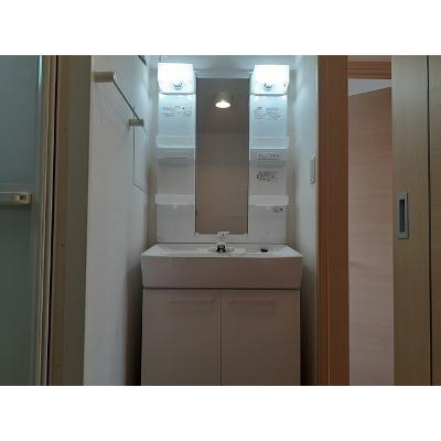 米島一番館 201【管理NO：1-016158601-02010】 ★家具家電は申し込み後に搬入します 2026年07月中旬入居可能の物件画像