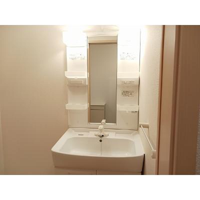 サイモン　ＥＩＧＨＴ 106【管理NO：1-015839601-01060】 ★家具家電は申し込み後に搬入しますの物件画像