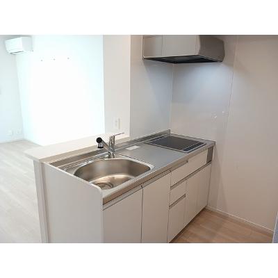 ミラノⅥ　Ａ 202【管理NO：1-027438801-02020】 ★家具家電は申し込み後に搬入しますの物件画像