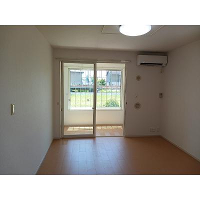 ソレイユ高岡Ⅰ 101【管理NO：1-020361601-01010】 ★家具家電は申し込み後に搬入します★の物件画像