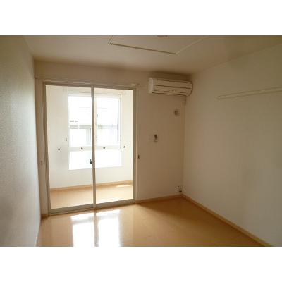 サラール　Ⅱ 103【管理NO：1-016777801-01030】 ★家具家電は申し込み後に搬入します 2026年07月中旬入居可能の物件画像