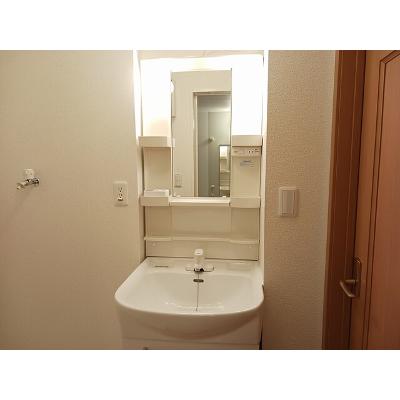 ヴィラ・かたかご　Ⅲ 101【管理NO：1-014808001-01010】 ★家具家電は申し込み後に搬入しますの物件画像