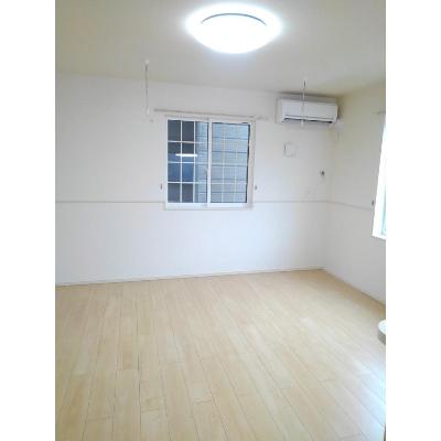 畝田東２丁目貸家 101【管理NO：1-022268701-01010】 ★家具家電は申し込み後に搬入します★の物件画像