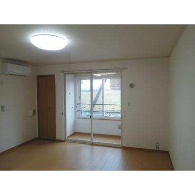 メープル 101【管理NO：1-015424101-01010】 ★家具家電は申し込み後に搬入しますの物件画像
