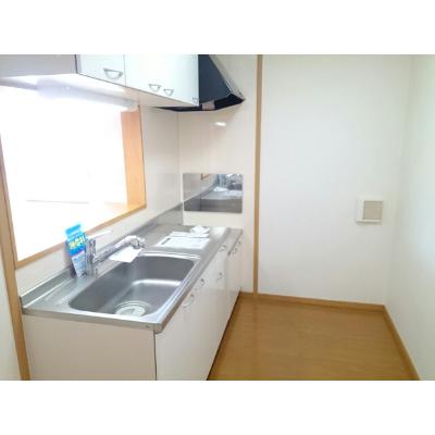 グルンバルト 201【管理NO：1-014282201-02010】 ★家具家電は申し込み後に搬入しますの物件画像