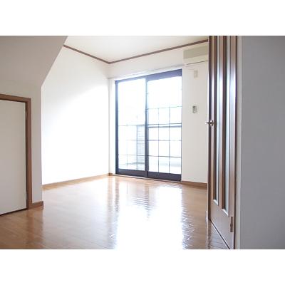 ノーブル１ 103【管理NO：1-010297601-01030】 ★家具家電は申し込み後に搬入しますの物件画像
