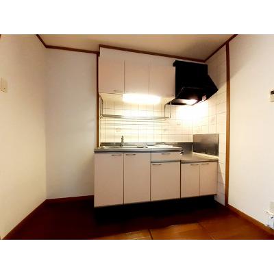 リーブラ 102【管理NO：1-010250901-01020】 ★家具家電は申し込み後に搬入しますの物件画像
