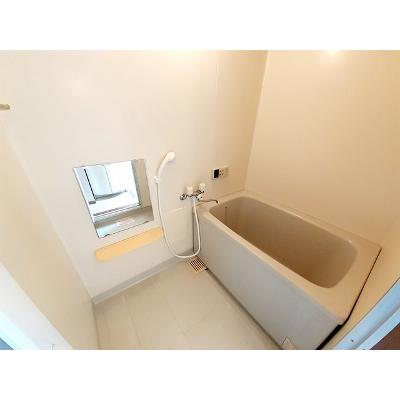 リーブラ 102【管理NO：1-010250901-01020】 ★家具家電は申し込み後に搬入しますの物件画像