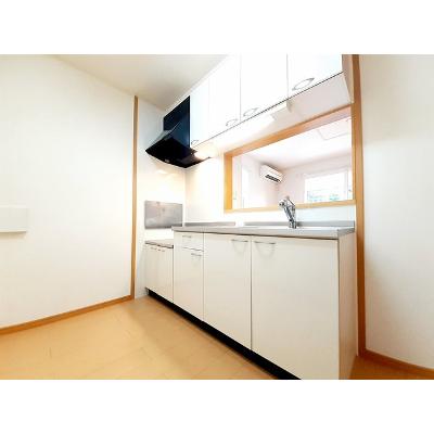 モンソレイユⅡ 204【管理NO：1-013709702-02040】 ★家具家電は申し込み後に搬入します★の物件画像