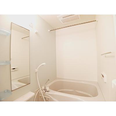 エクセラン 102【管理NO：1-015522901-01020】 ★家具家電は申し込み後に搬入しますの物件画像