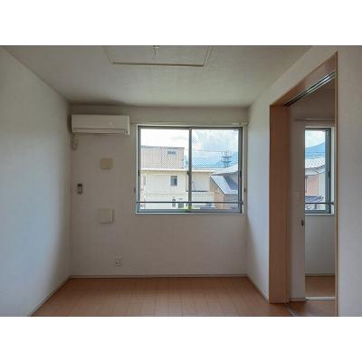 パグ－ロ　（ＰＡＧＵＲＯ） 201【管理NO：1-017707101-02010】 ★家具家電は申し込み後に搬入しますの物件画像