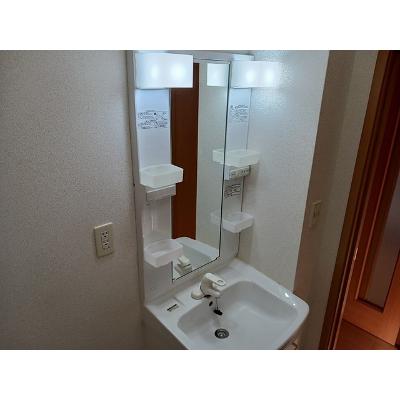 エリクシ－ル 201【管理NO：1-014667901-02010】 ★家具家電は申し込み後に搬入しますの物件画像