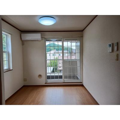 カーサ　Ｈａｎａ　Ｂ棟 202【管理NO：1-011849102-02020】 ★家具家電は申し込み後に搬入しますの物件画像