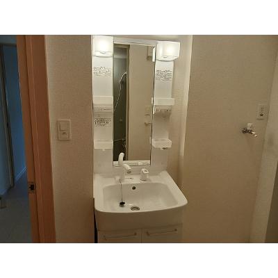 ウッド・ベル 102【管理NO：1-018240201-01020】 ★家具家電は申し込み後に搬入しますの物件画像