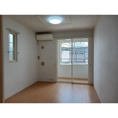 グラン・シャトレ－Ⅳ 201【管理NO：1-018162501-02010】 ★家具家電は申し込み後に搬入しますの物件画像