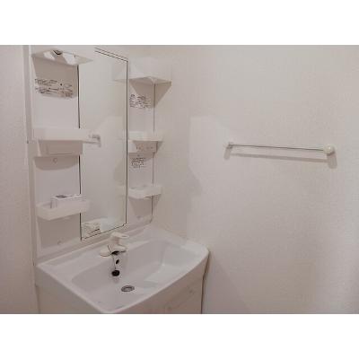 リアンメルヴェイユ　Ⅱ 101【管理NO：1-016172801-01010】 ★家具家電は申し込み後に搬入しますの物件画像