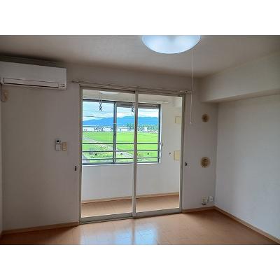 メルヴェイユ　Ⅲ 201【管理NO：1-015865901-02010】 ★家具家電は申し込み後に搬入しますの物件画像