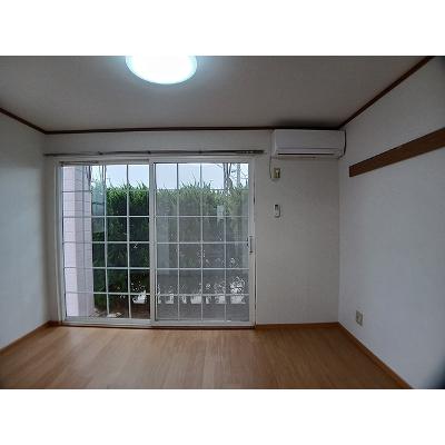 エクセルⅢ 102【管理NO：1-007770403-01020】 ★家具家電は申し込み後に搬入しますの物件画像