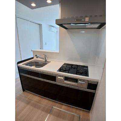 パラッツオ　ビアンカ 102【管理NO：1-028549701-01020】 ★家具家電は申し込み後に搬入します★の物件画像